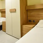 51hh Apartment