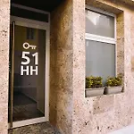 51hh Apartment *
