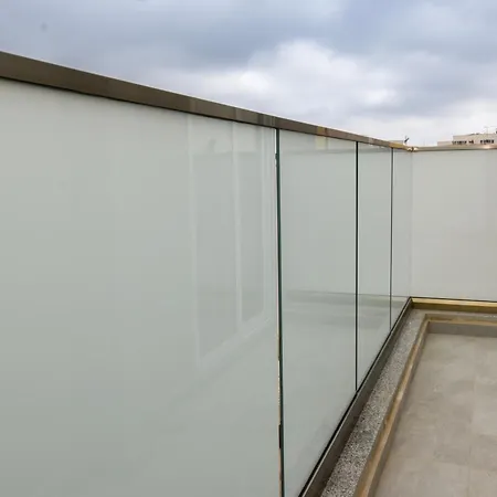 51hh * Gzira